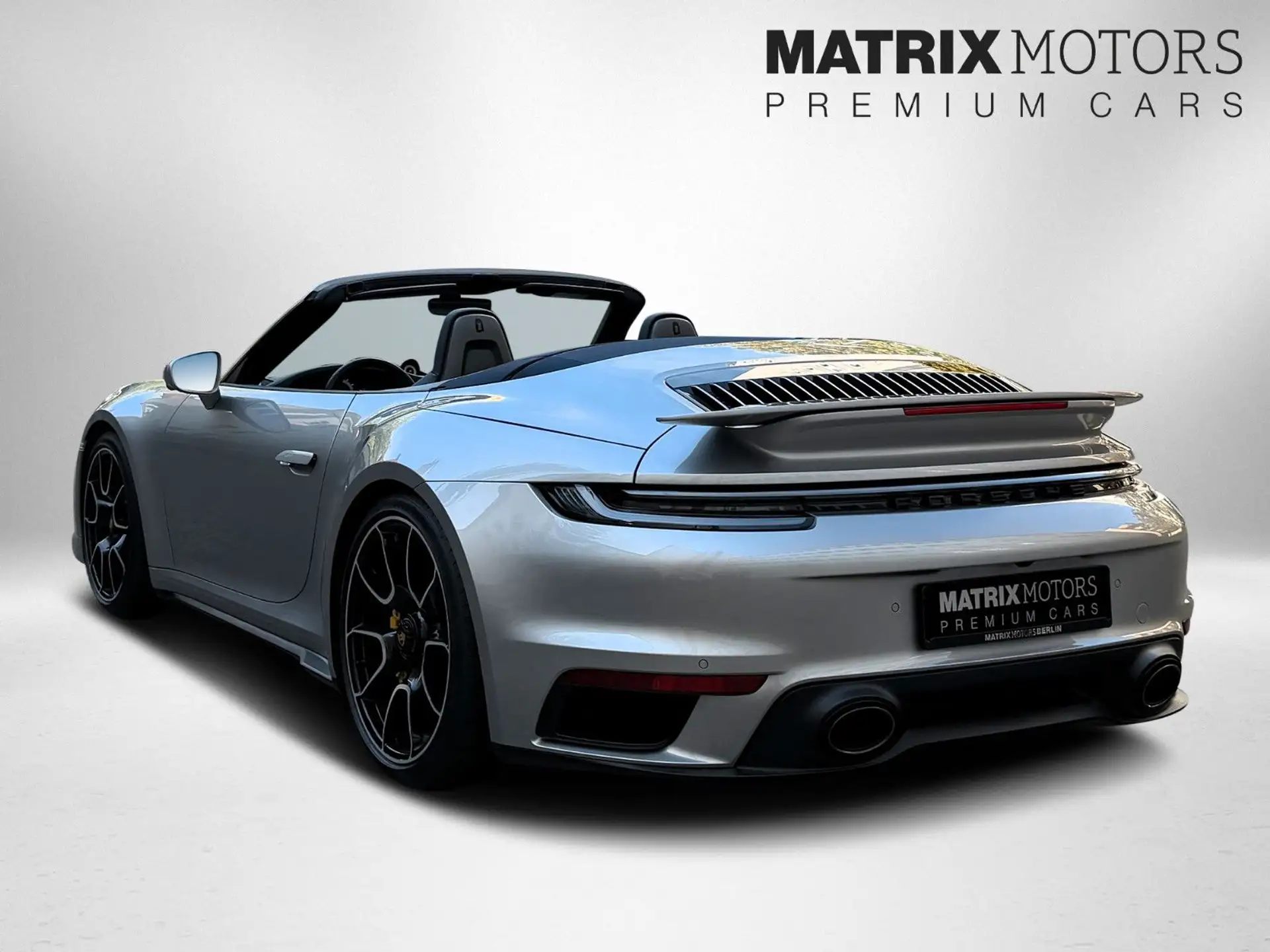 포르쉐 911 Turbo S Cabriolet 2020 은색 사진 8