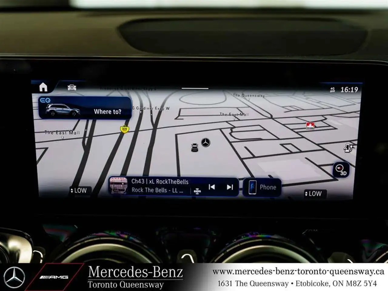 Mercedes-Benz EQB снимка Mercedes-Benz EQB