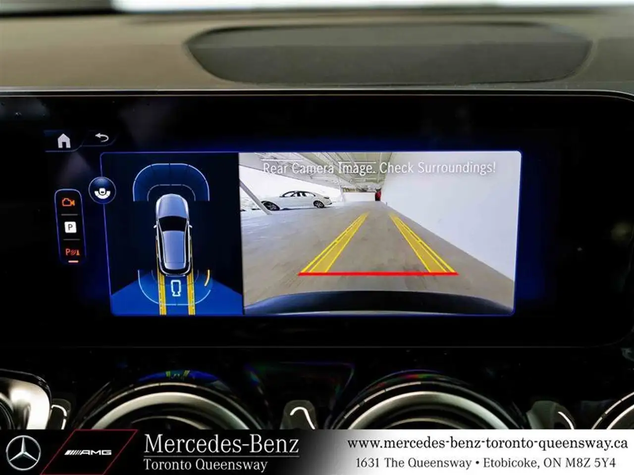 Mercedes-Benz EQB снимка Mercedes-Benz EQB