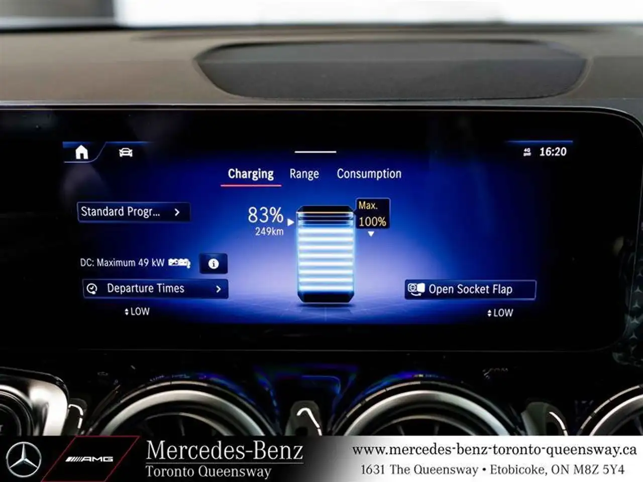Mercedes-Benz EQB снимка Mercedes-Benz EQB