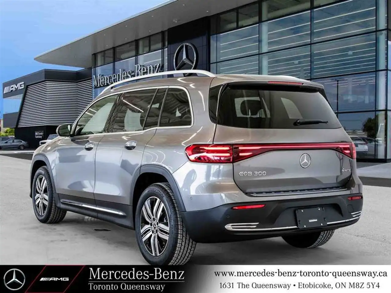 Mercedes-Benz EQB снимка Mercedes-Benz EQB
