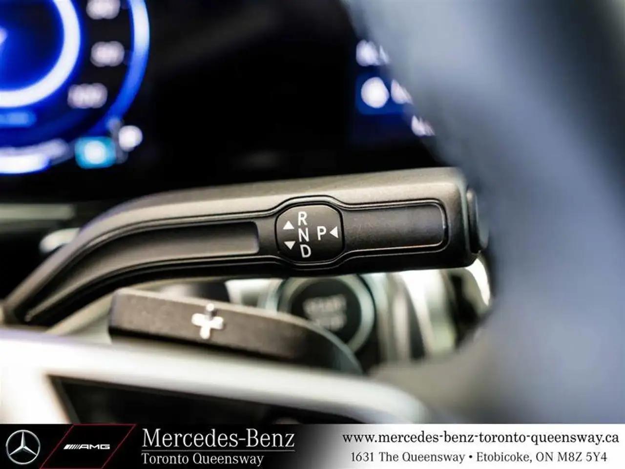 Mercedes-Benz EQB снимка Mercedes-Benz EQB