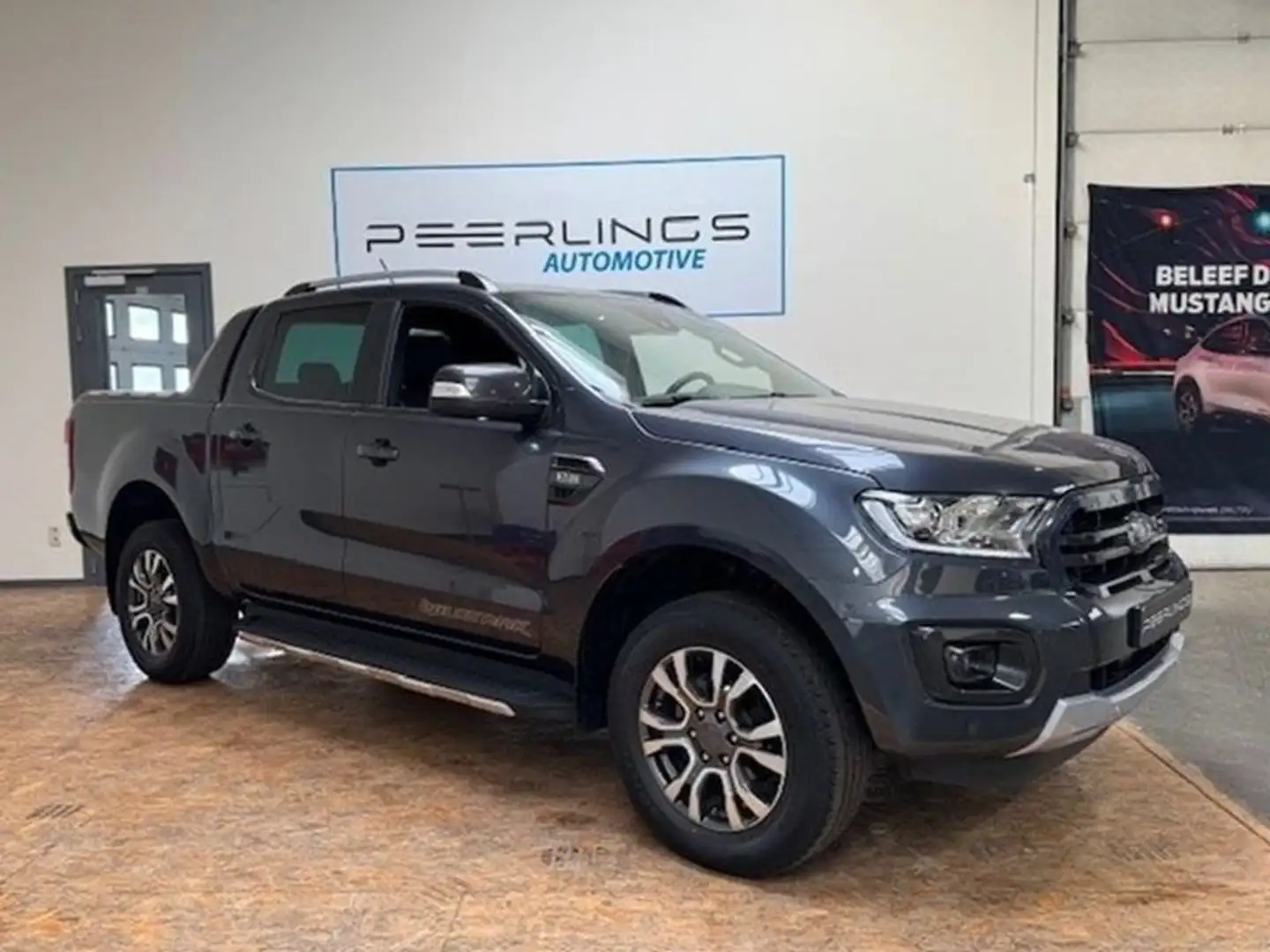 Ford Ranger WILDTRACK 3.2TDCI 200PK Grijs - 1