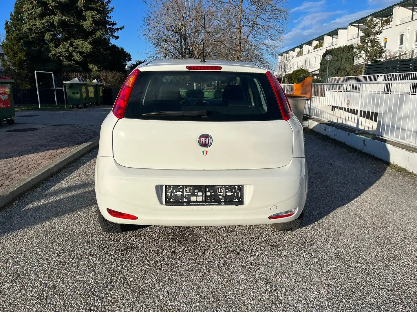 Fiat Punto Punto 1,2 69 Nuova Collezione Nuova Collezione Blanc - 2