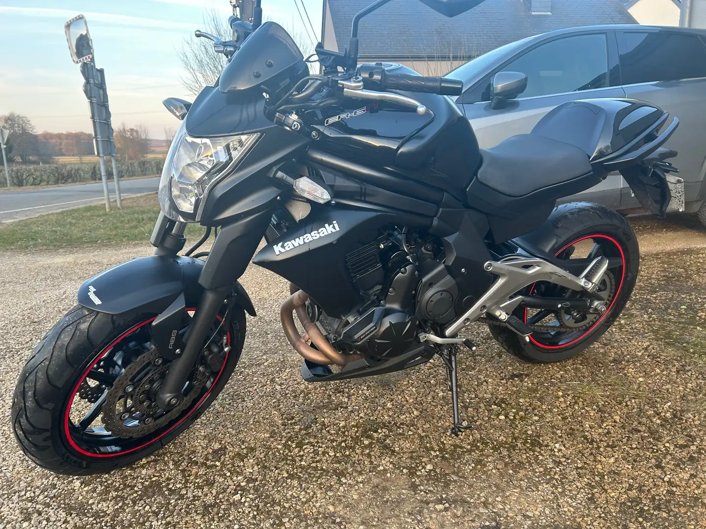 Kawasaki ER - 6 N 2013 Negro - 2