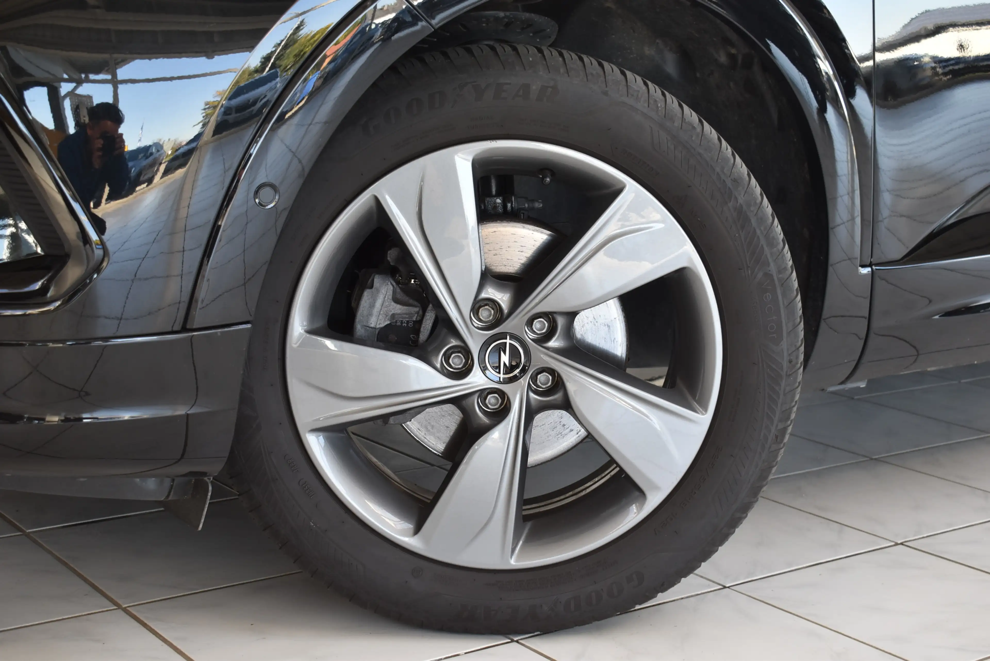 Opel Grandland 1.2T GS. AT Matrix LED el.Heckkl. NAVI — photo 11