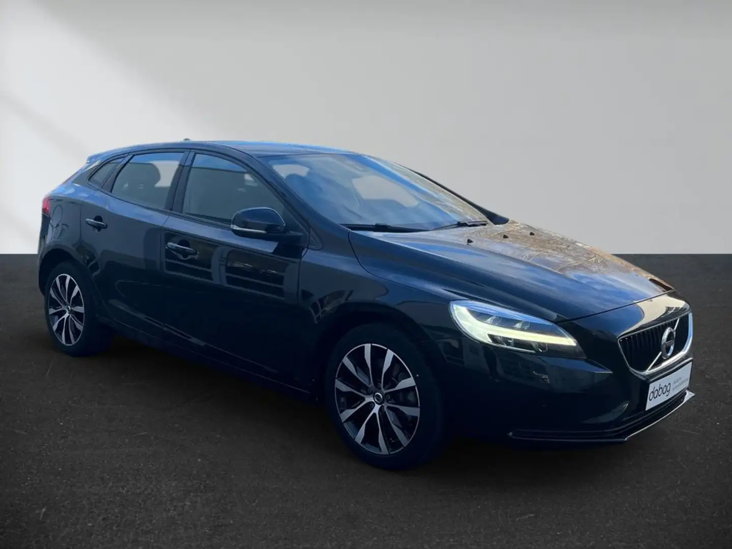 Volvo V40 T2 Geartronic Momentum Negro - 2