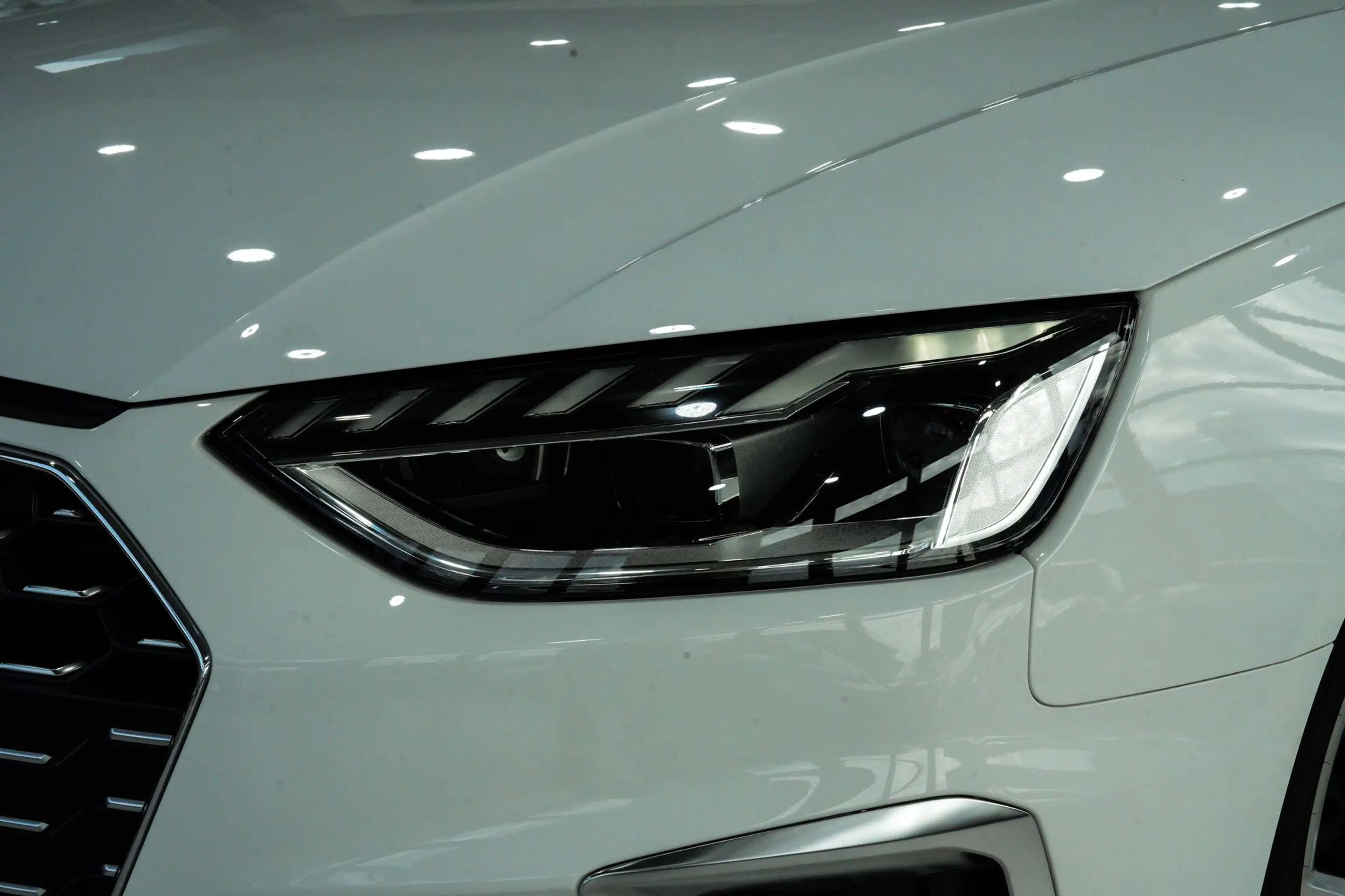 Audi S4 Avant quattro*SPORTSITZE*s-TRONIC*1-HAND*LED* — photo 13
