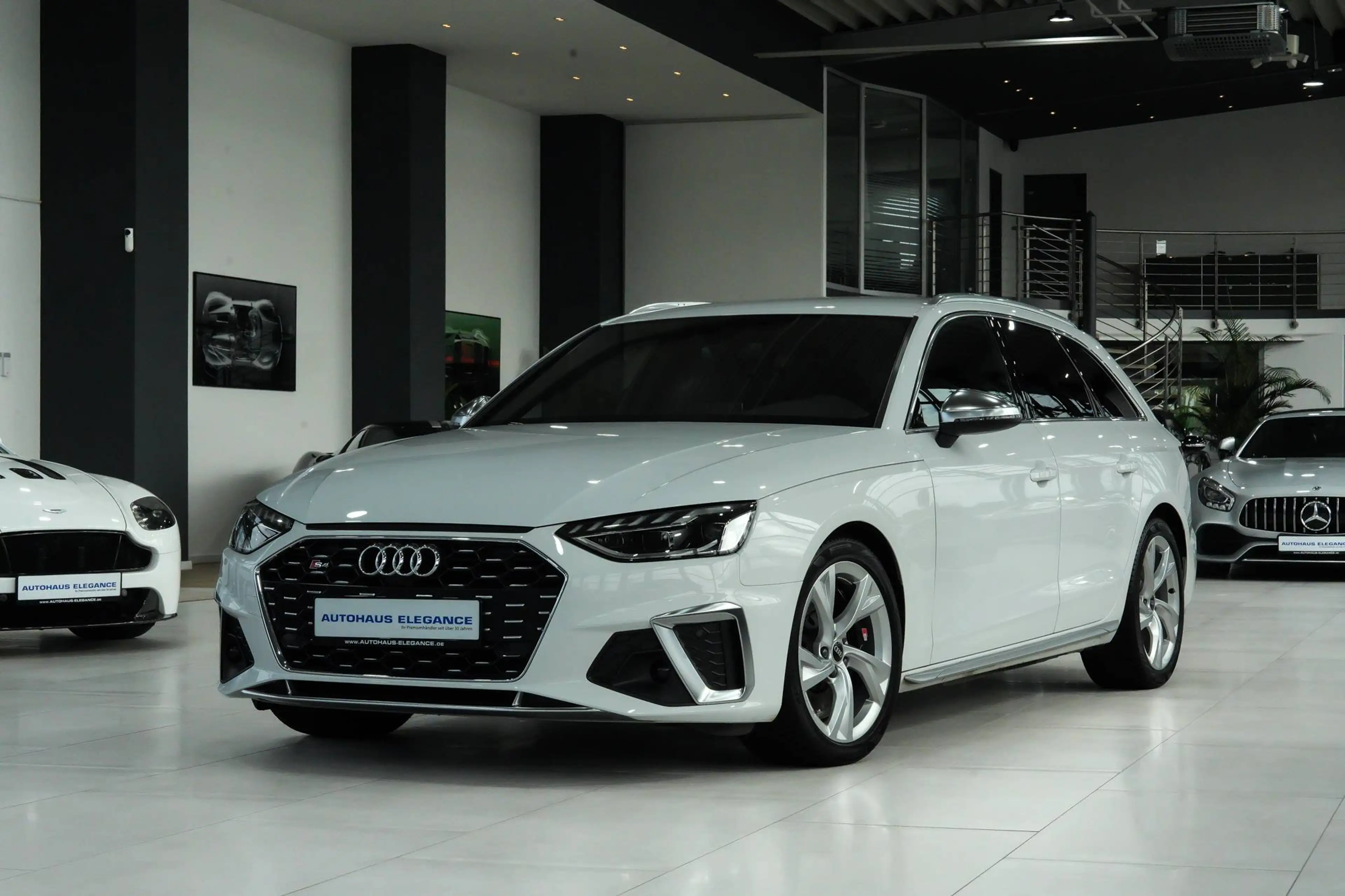 Audi S4 Avant quattro*SPORTSITZE*s-TRONIC*1-HAND*LED*