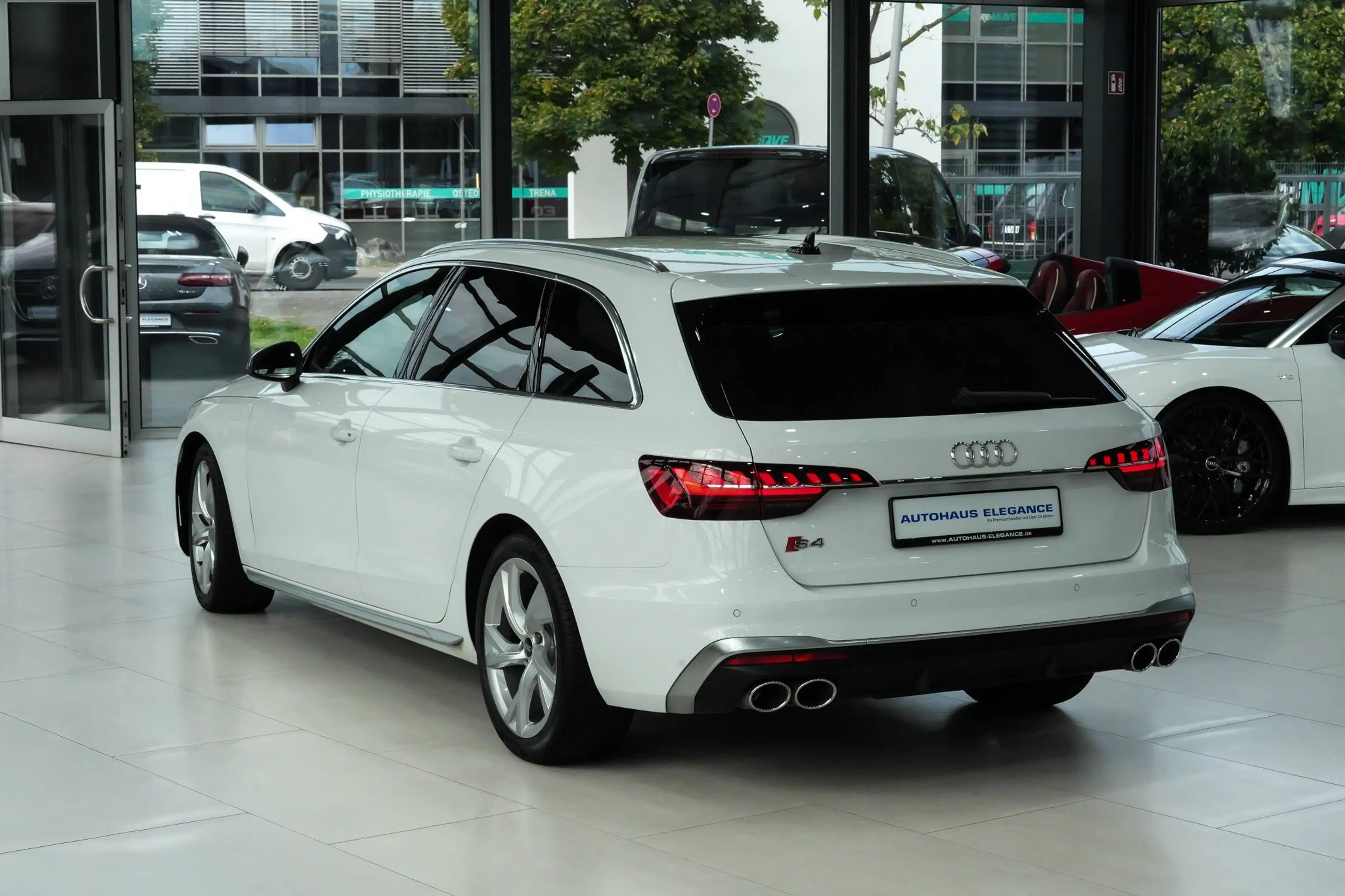 Audi S4 Avant quattro*SPORTSITZE*s-TRONIC*1-HAND*LED* — photo 8