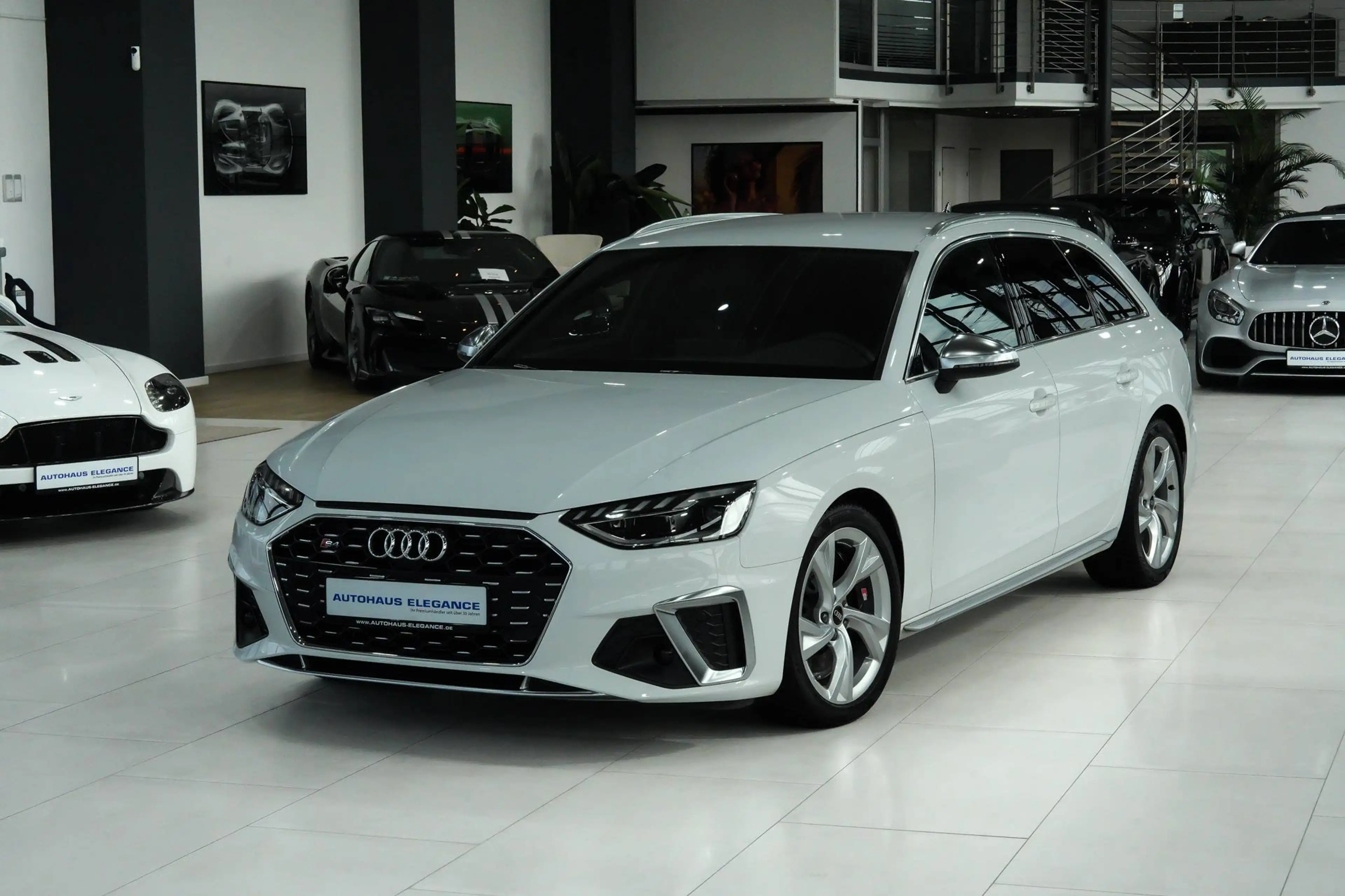 Audi S4 Avant quattro*SPORTSITZE*s-TRONIC*1-HAND*LED* — photo 7