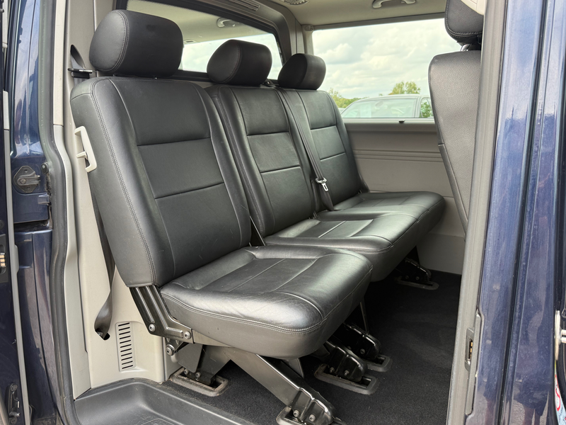 Volkswagen T6 Caravelle 2.0 TDi SCR BMT Highline DSG 5 Places /Automatique/Navi/Pdc/Cuir/Export-Marchand/ — photo 8
