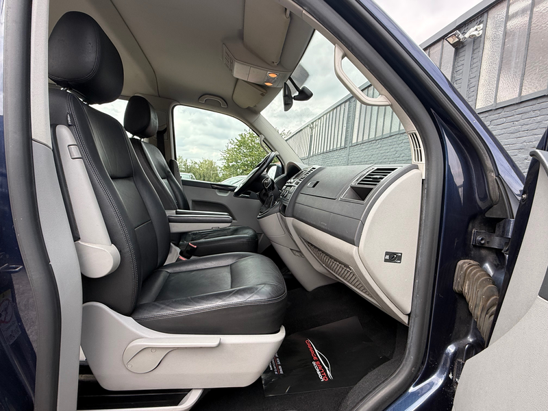 Volkswagen T6 Caravelle 2.0 TDi SCR BMT Highline DSG 5 Places /Automatique/Navi/Pdc/Cuir/Export-Marchand/ — photo 5