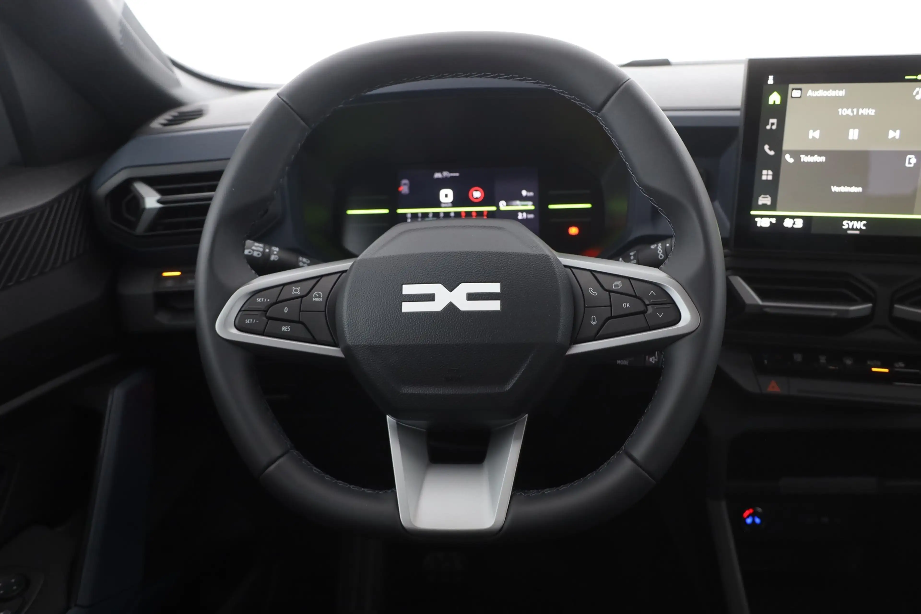 Dacia Bigster Expression 140 mHev LED 360° Tempomat — photo 15