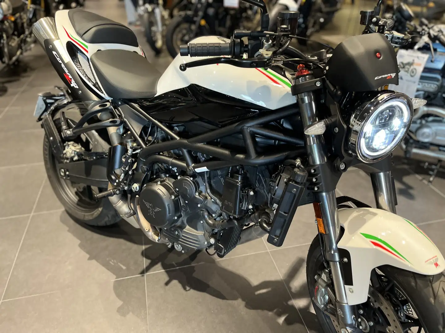 Moto Morini Corsaro 1200 Weiß - 1