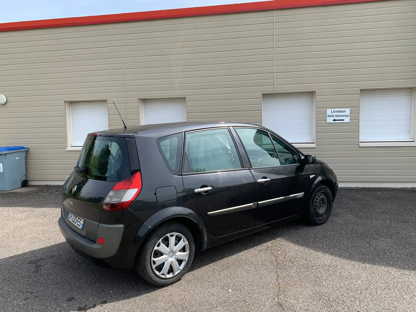 Renault Scenic 1.5 dCi 105 Authentique Siyah - 2