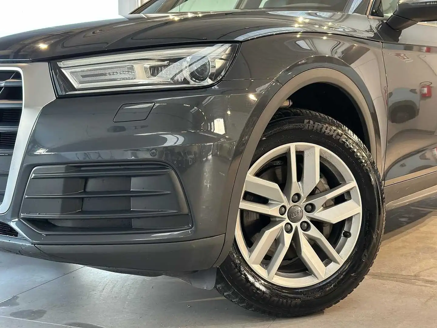 Audi Q5 2ª serie 2.0 TDI Quattro S tronic Business Grau - 2