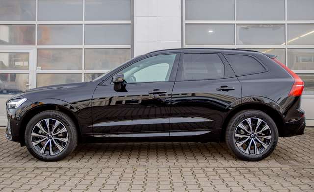 Volvo XC60 B5 Plus Dark AWD Schiebedach*360°*Totwinkel*ACC