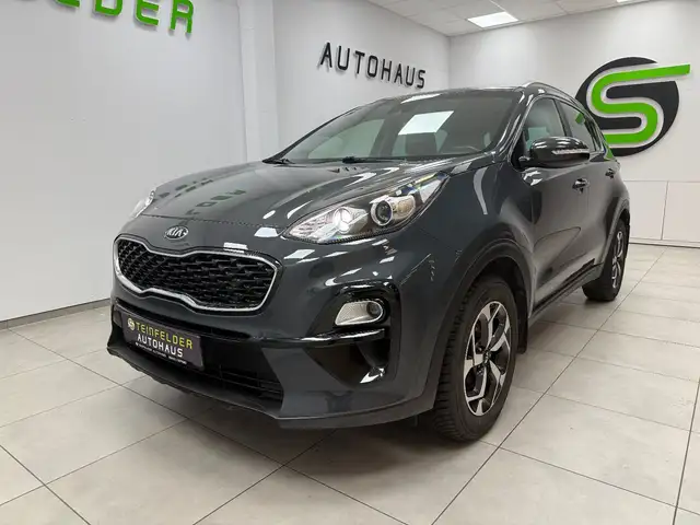 Kia Sportage view 3