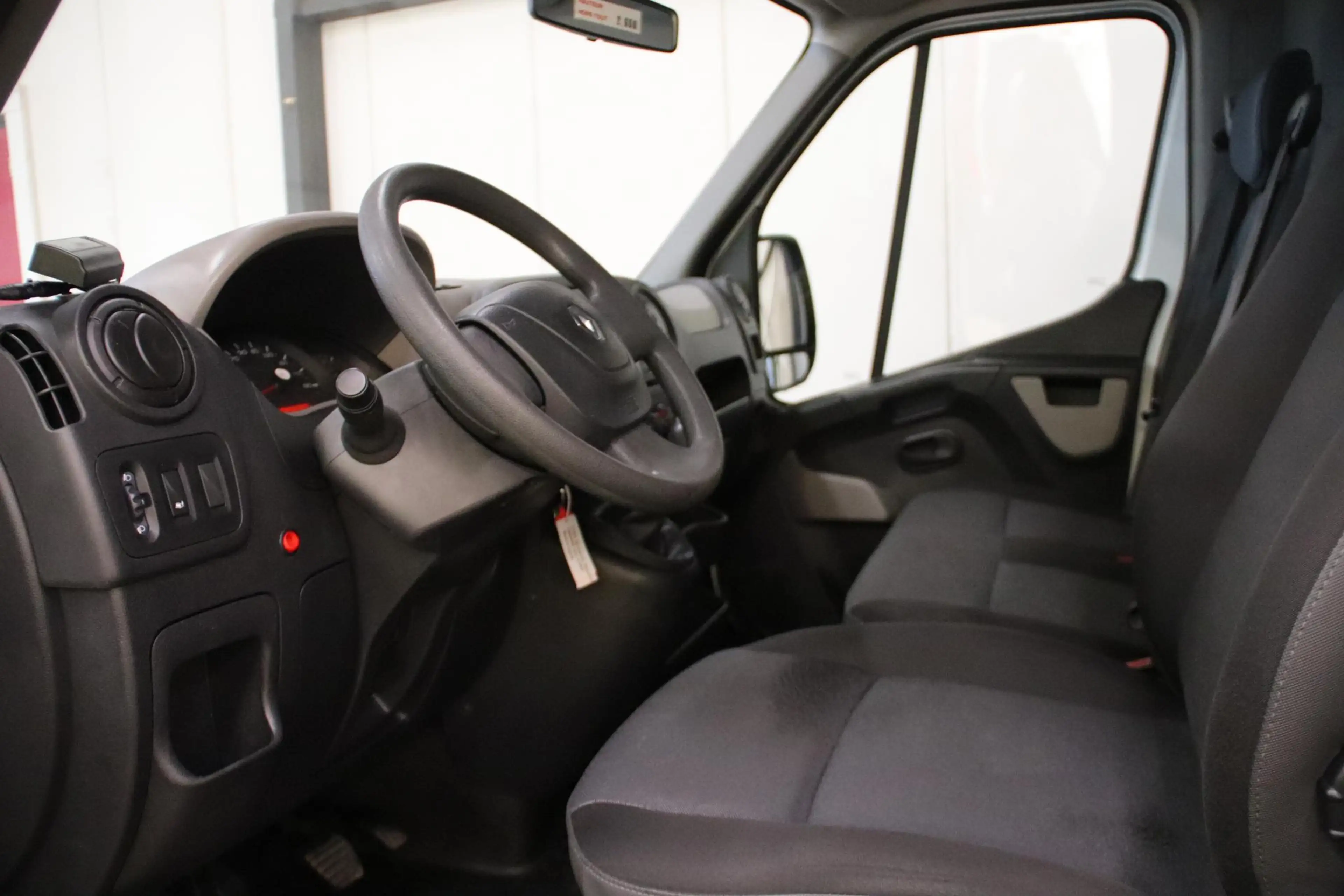 Renault Master 2.3 KOELWAGEN BAKWAGEN LOWLINER — photo 5