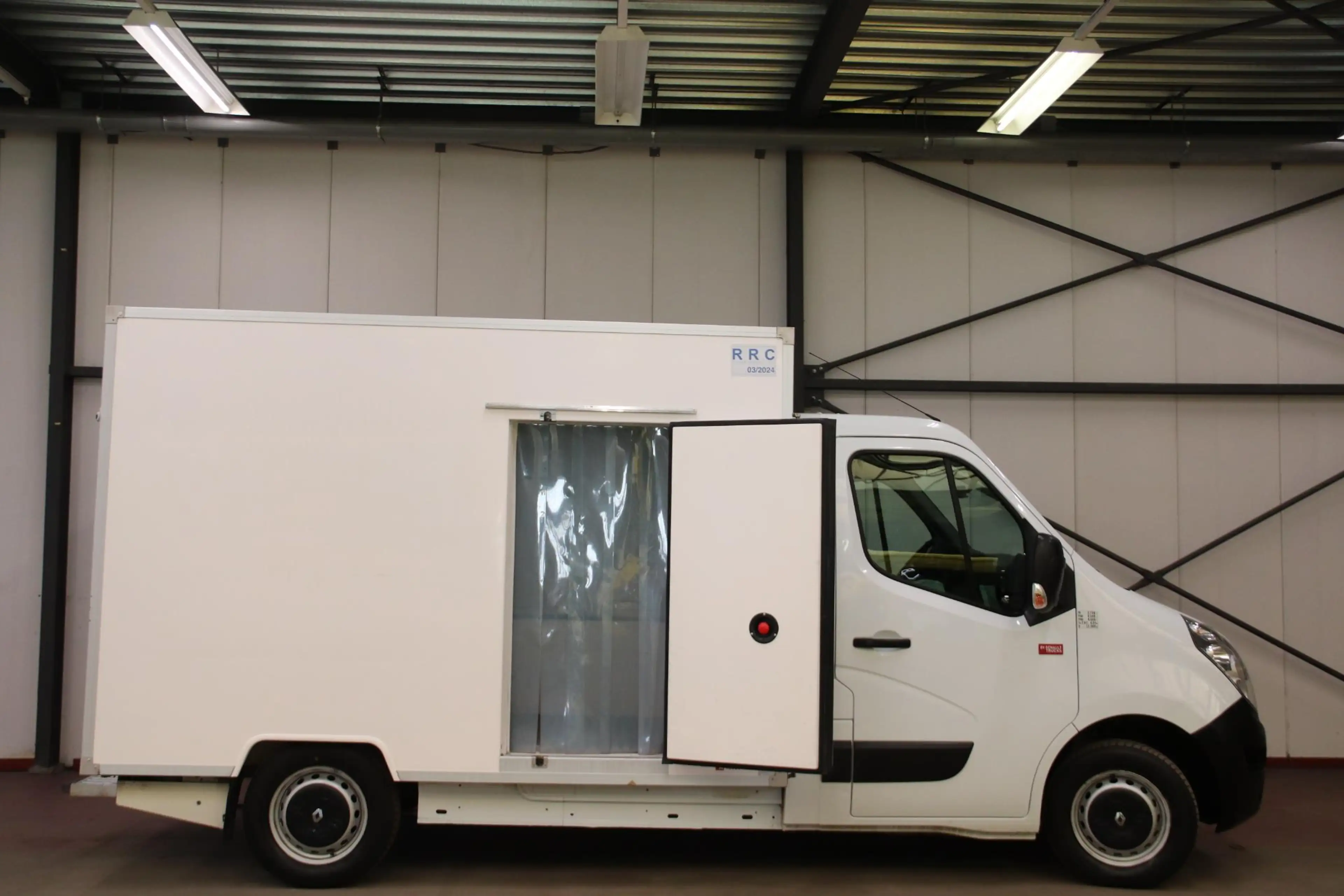 Renault Master 2.3 KOELWAGEN BAKWAGEN LOWLINER — photo 10
