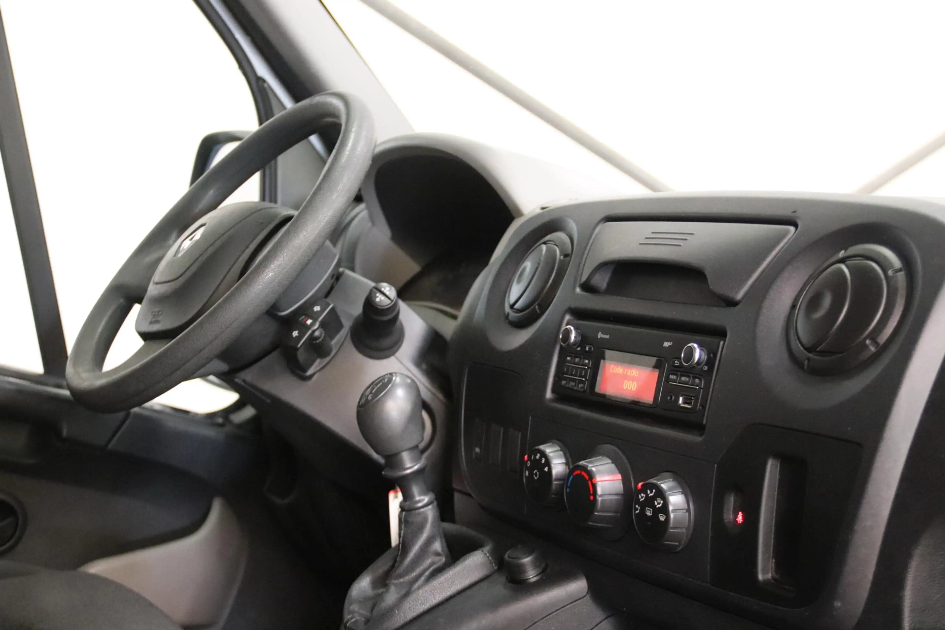 Renault Master 2.3 KOELWAGEN BAKWAGEN LOWLINER — photo 8