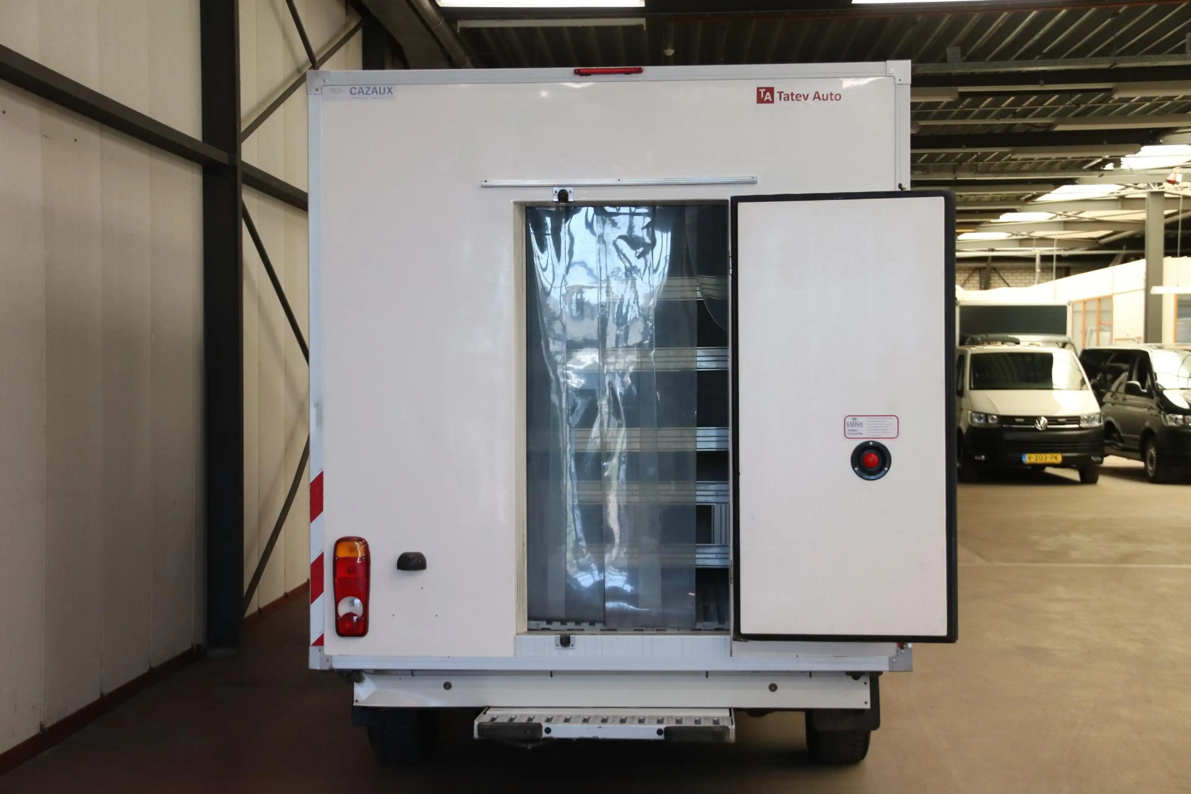Renault Master 2.3 KOELWAGEN BAKWAGEN LOWLINER — photo 3