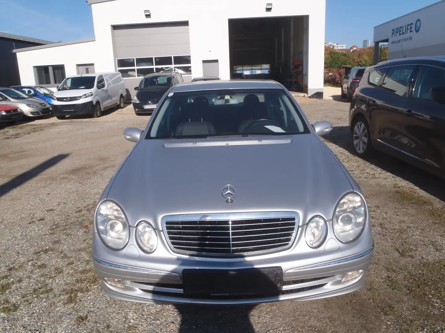 Mercedes-Benz E 220 E 220 Avantgarde CDI Avantgarde Grau - 1