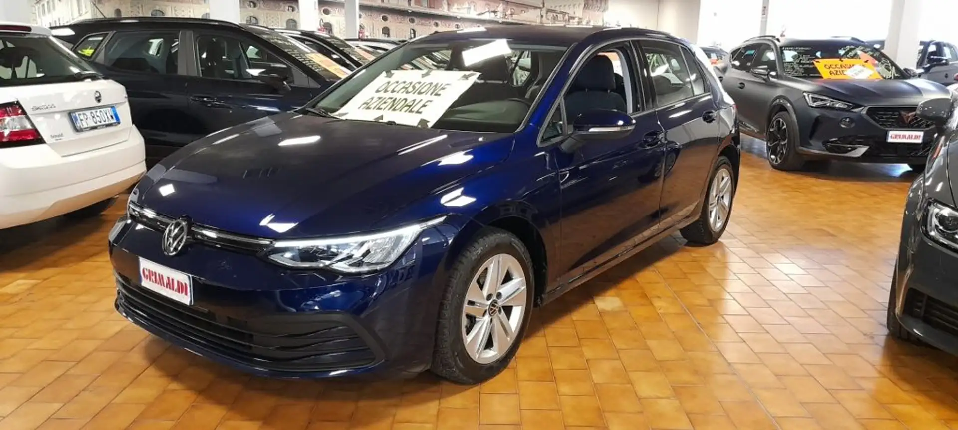 Volkswagen Golf 2.0 TDI SCR Life Dsg Grigio - 2