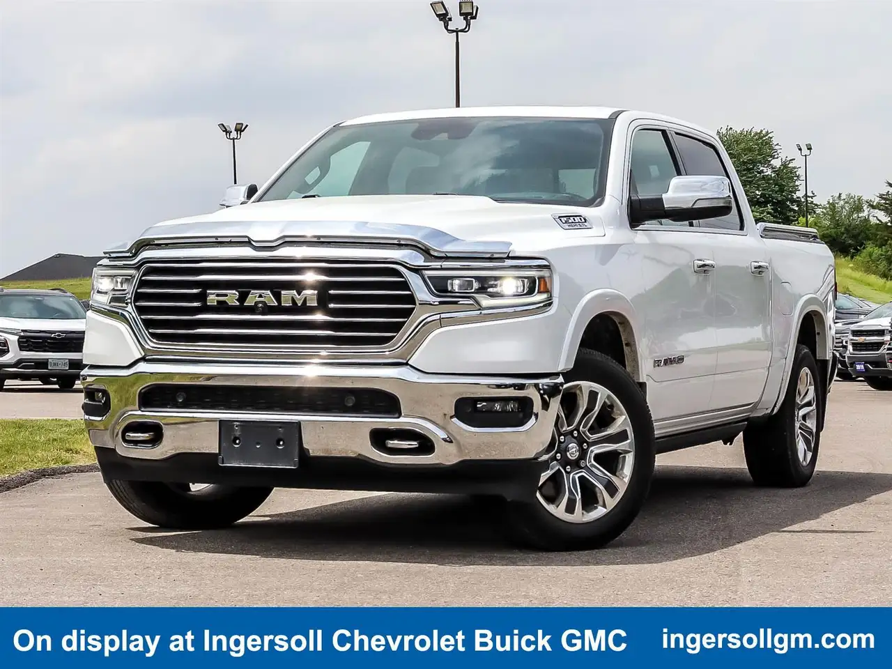 RAM 1500 снимка RAM 1500