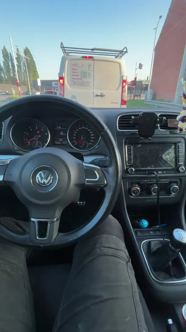Volkswagen Golf 1.2 tsi 86ch - 1