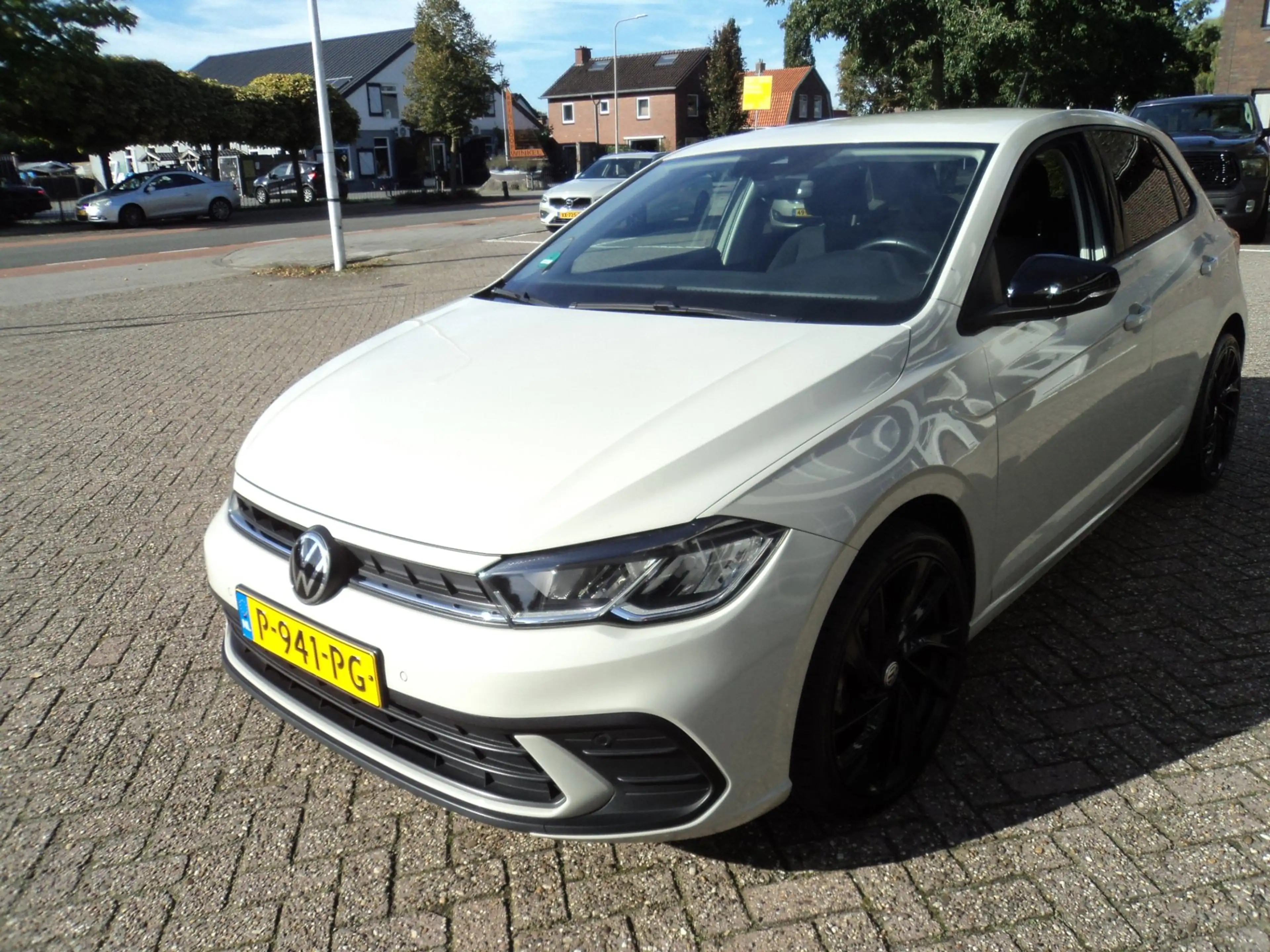 Volkswagen Polo 1.0 TSI Life ACC CRUISE CONTROL FRONT ASSIST — photo 3