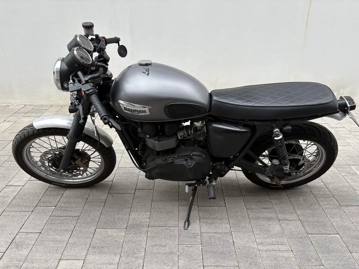 Triumph Scrambler - 2