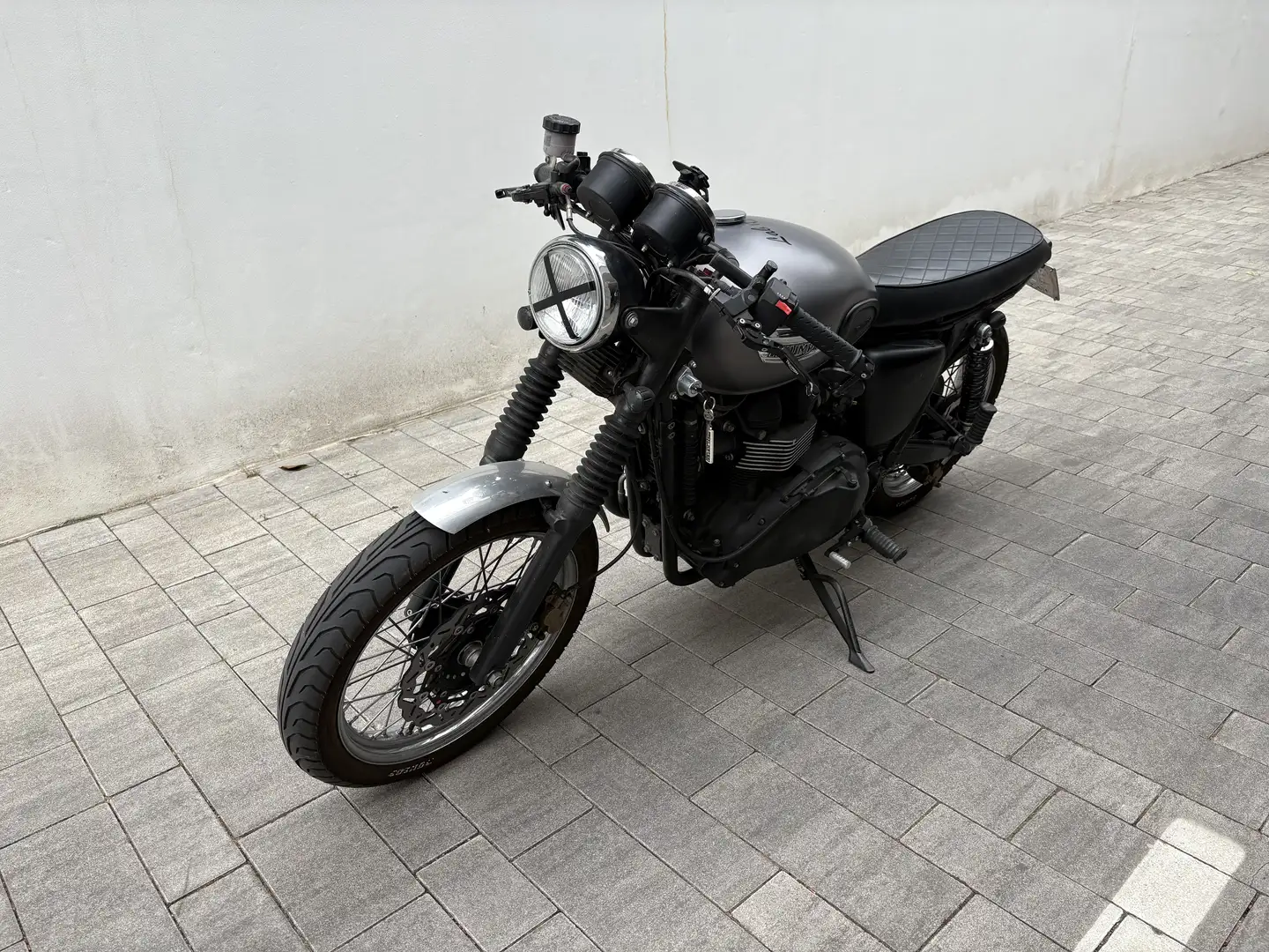 Triumph Scrambler - 1