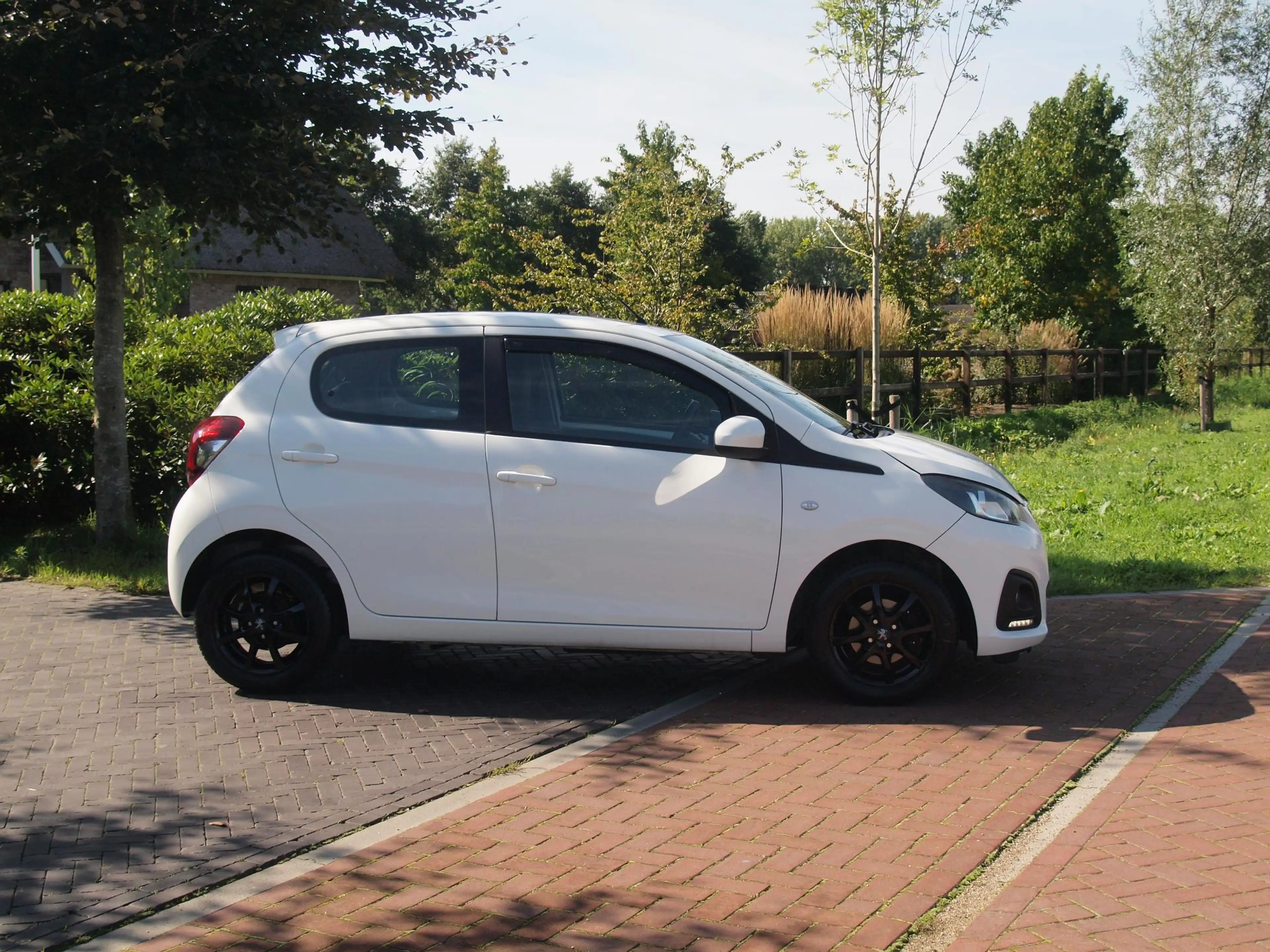 Peugeot 108 1.0 e-VTi Active | Camera | Apple Carplay | DAB | — photo 11