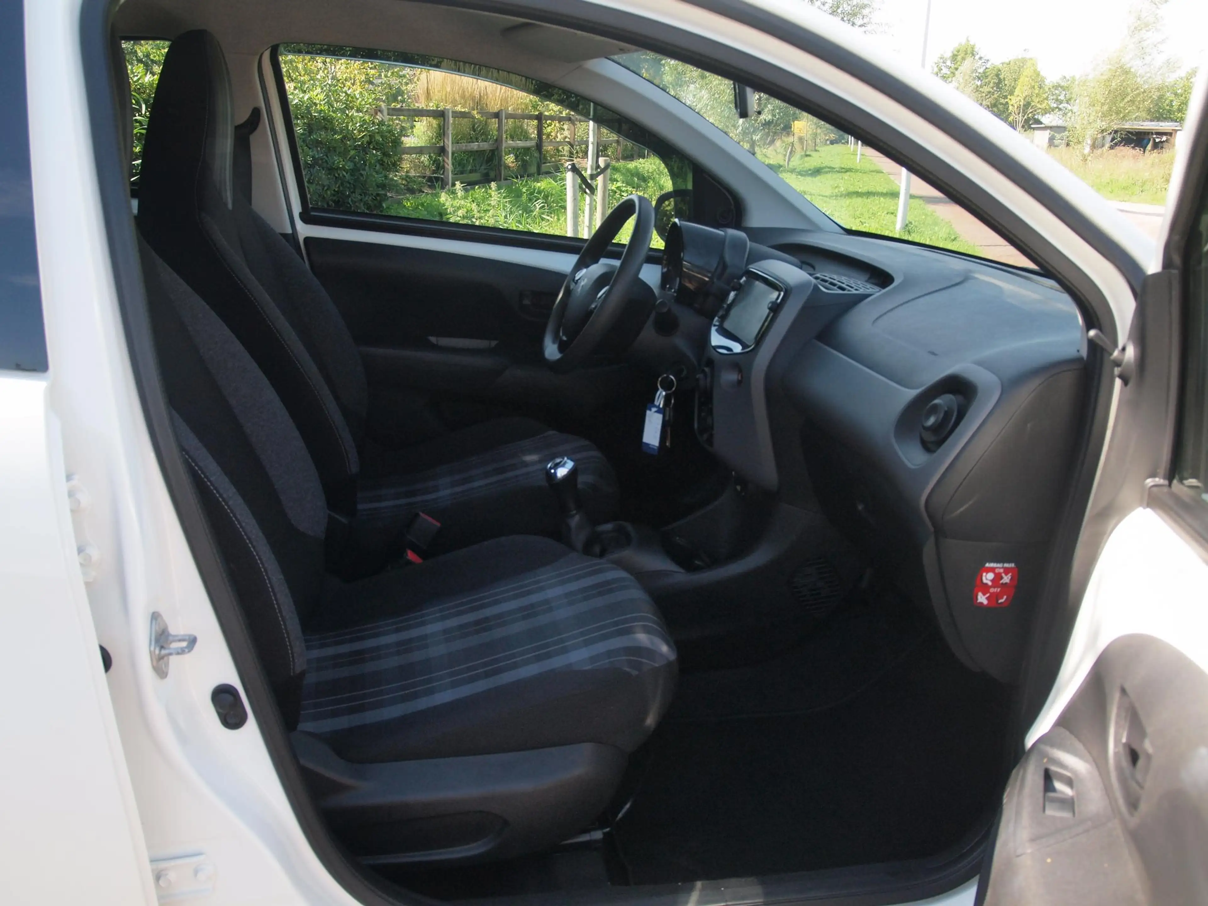 Peugeot 108 1.0 e-VTi Active | Camera | Apple Carplay | DAB | — photo 13