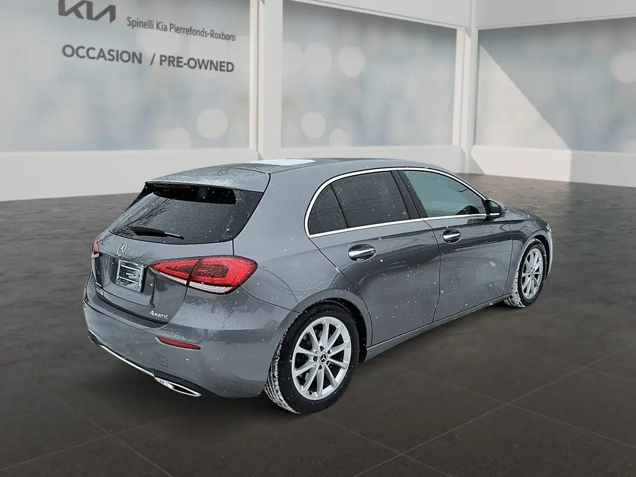 Mercedes-Benz A-Class снимка Mercedes-Benz A-Class