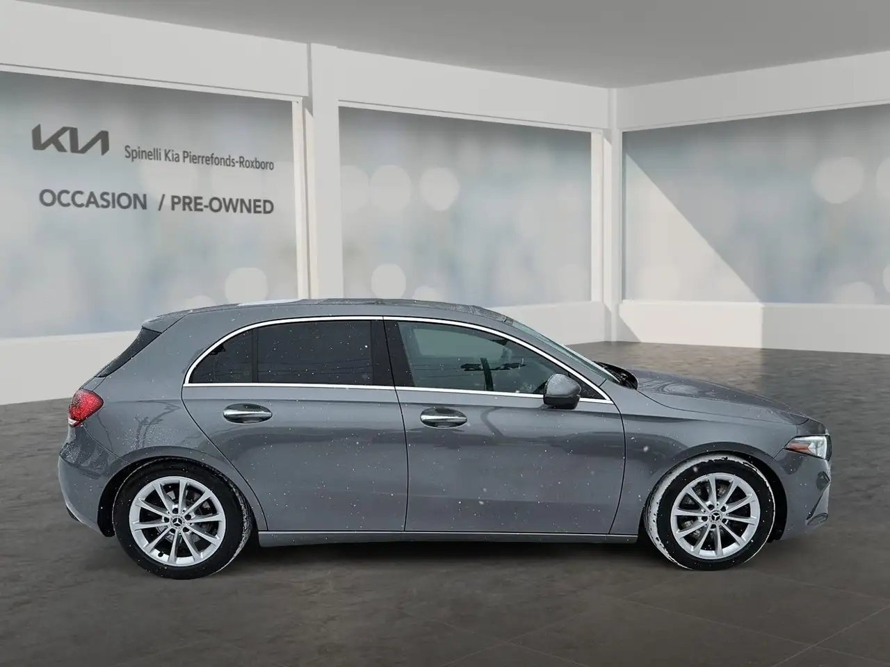 Mercedes-Benz A-Class снимка Mercedes-Benz A-Class