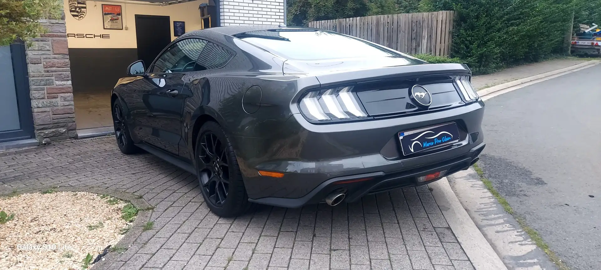 Ford Mustang Mustang 2.3 EcoBoost Gris - 2