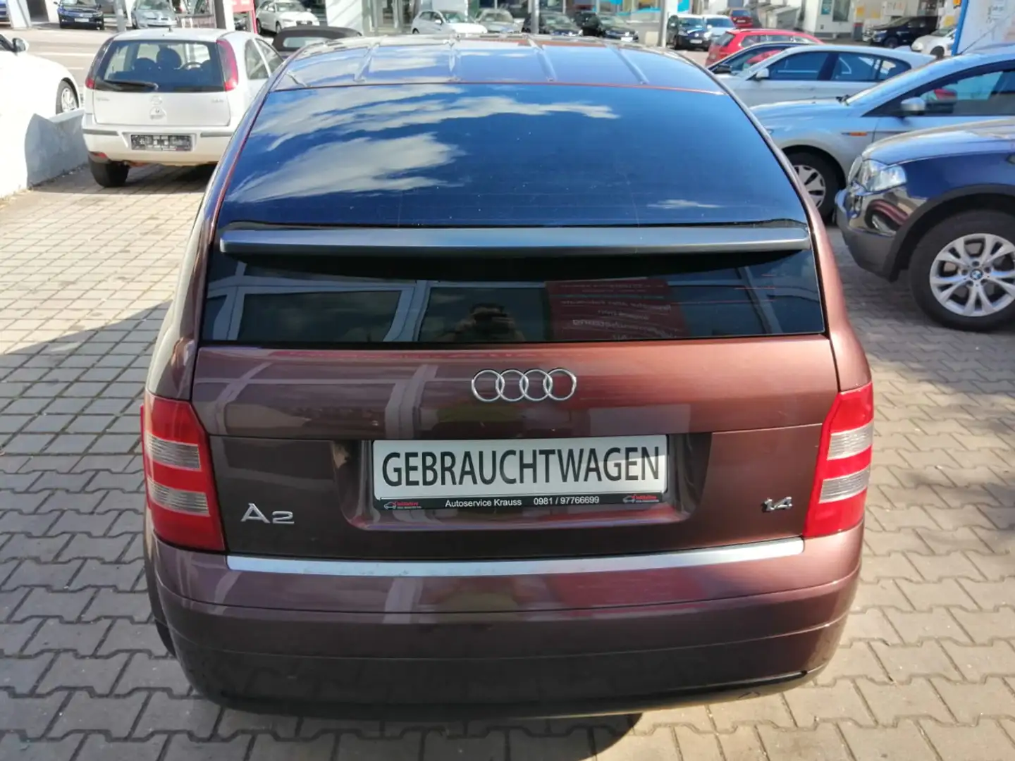 Audi A2 8-Zahnriemen neu, Winterreifen neu, Top Zustand Červená - 2