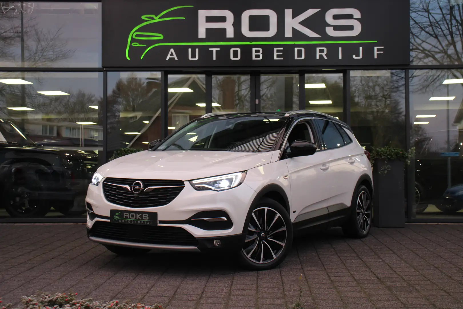Opel Grandland X 1.6 Turbo Hybrid4 Innovation PHEV Navi/Camera/Keyl Blanc - 1