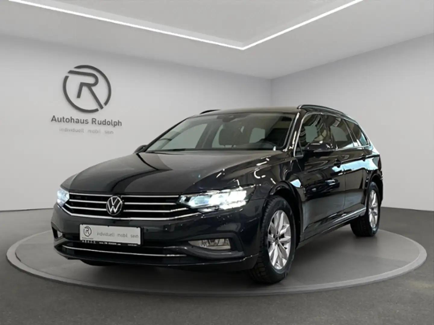 Volkswagen Passat Variant 2.0 TDI DSG Business / Navi LED Grau - 2