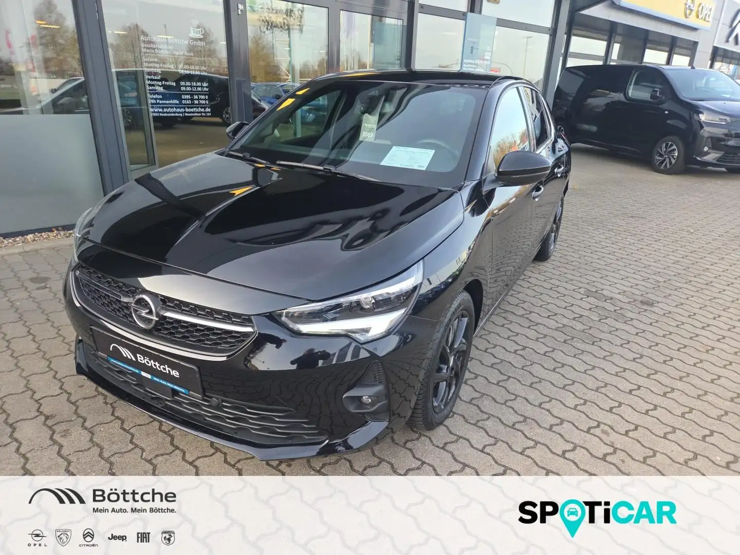 Opel Corsa 5trg 1.2 Ultimate AT/Allw/LED/Navi/Shz/180°Kamera/ Schwarz - 1