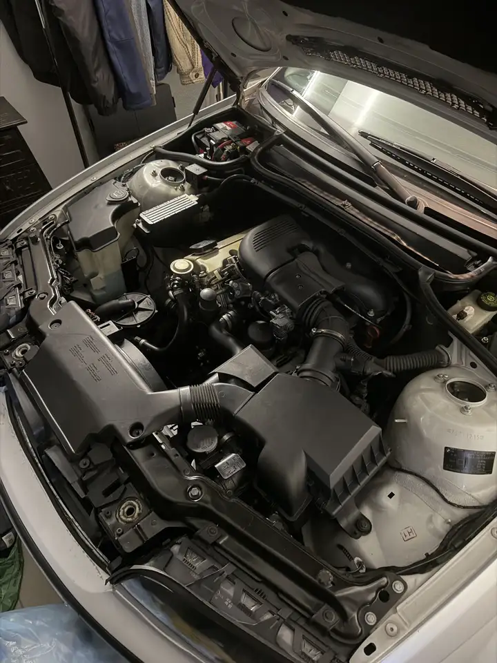 BMW 318i Pack, foto 3
