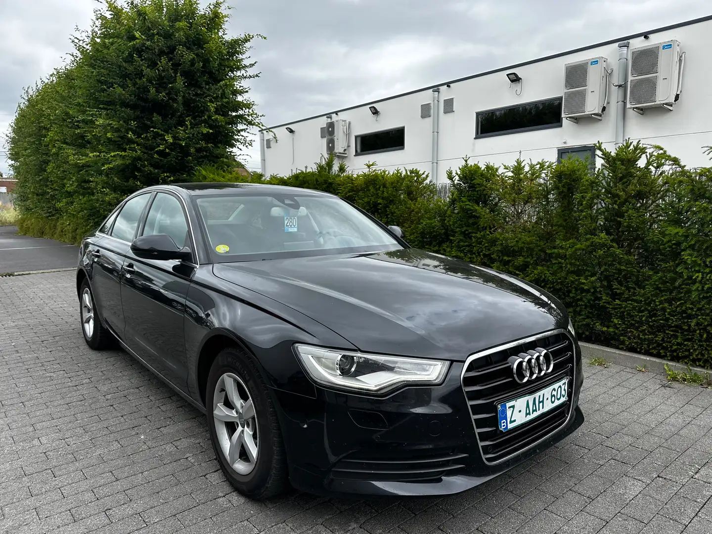 Audi A6 A6 2.0 TDi Multitronic *** ÉTAT NEUVE *** Noir - 1