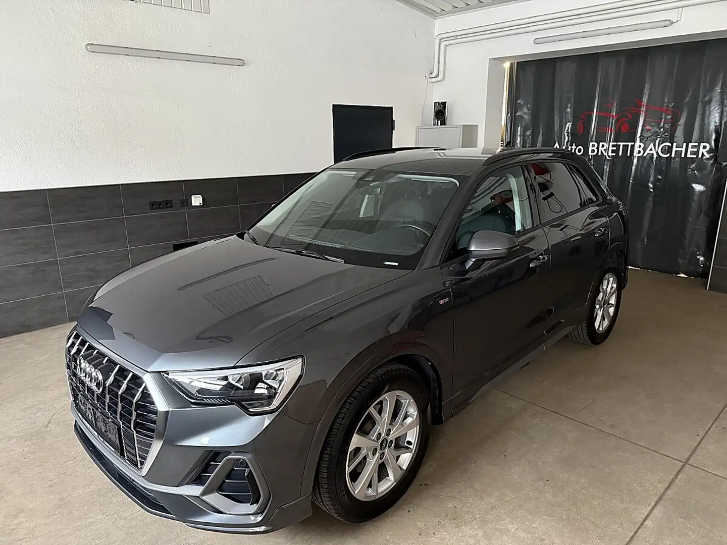 Audi Q3 35 2.0 TDI S line *ACC*LED*Virtual*Kamera* Grau - 1