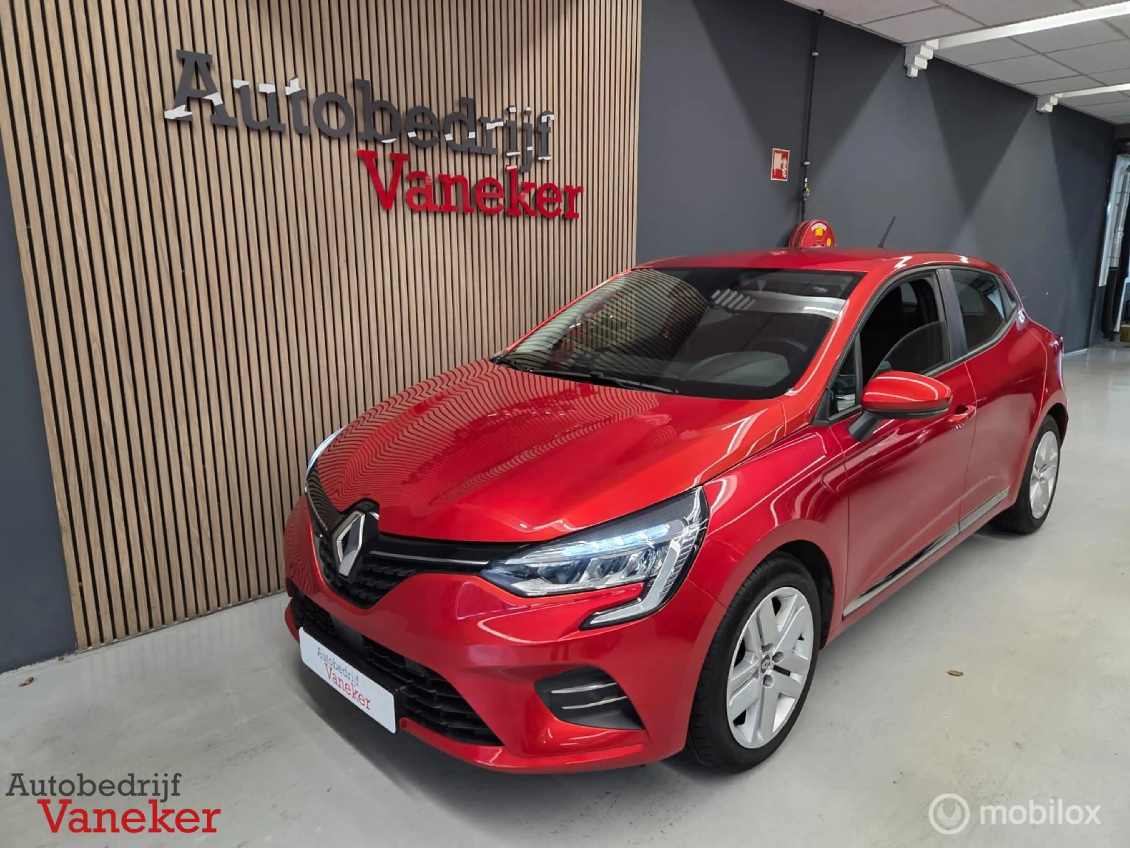 Renault Clio 1.0 TCe Zen|Carplay Cruise|Full LED|Lane Assist