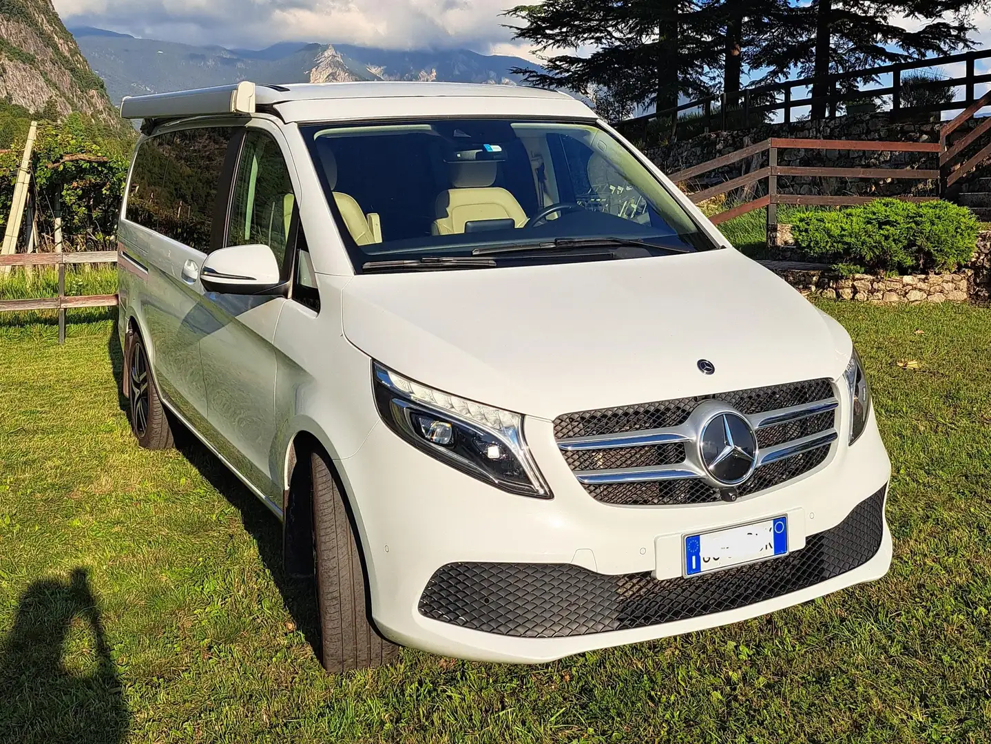 Mercedes-Benz Marco Polo 300d 4matic 239 CV Biały - 2