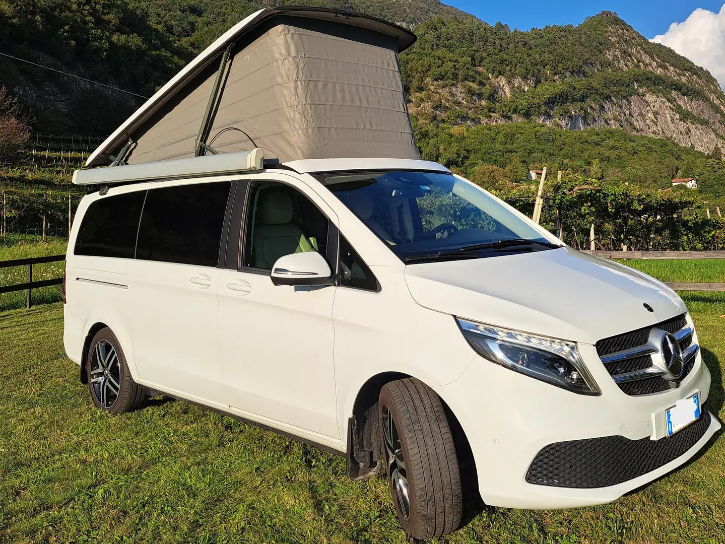 Mercedes-Benz Marco Polo 300d 4matic 239 CV Biały - 1