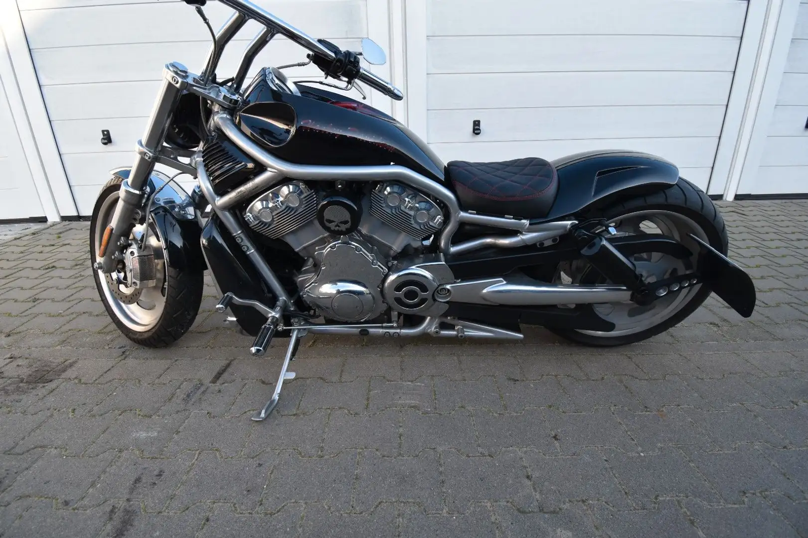 Harley-Davidson V-Rod 5HD LED Air-Ride Airbrush Kess-Tech Noir - 2